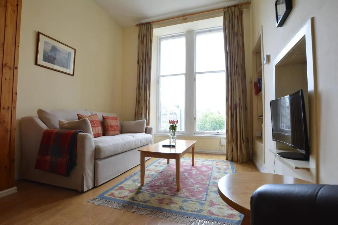 Old Town View - Picture Perfect! Apartment Edinburgh 0*,  United Kingdom